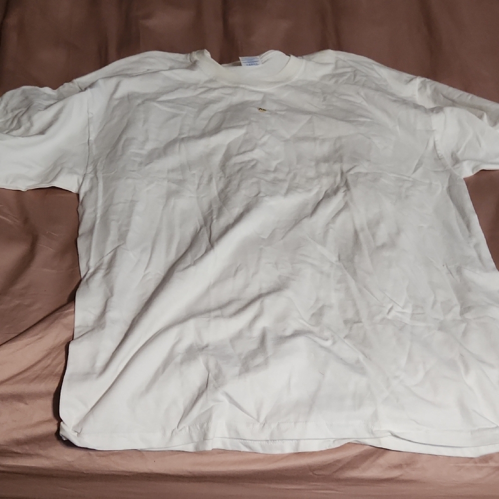 Short Sleeve Shirt. Size XL. New.